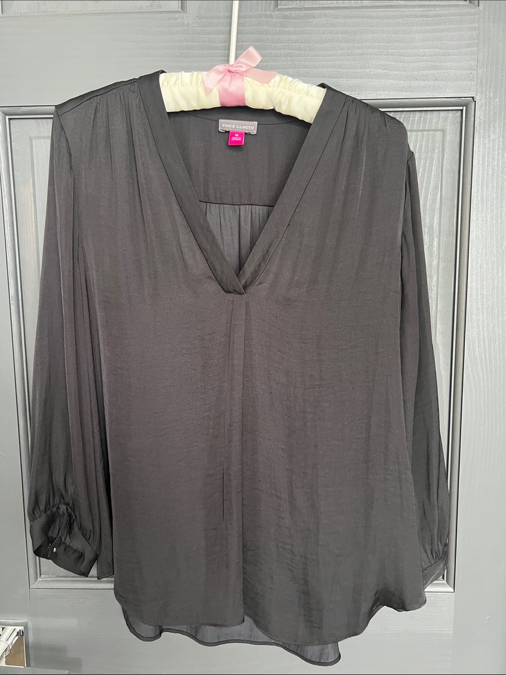 Vince Camuto Black V-Neck Long Sleeve Women's Top